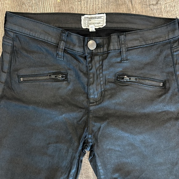Current Elliot, the Soho zip stiletto, black coated, pant size 28 - Picture 3 of 6